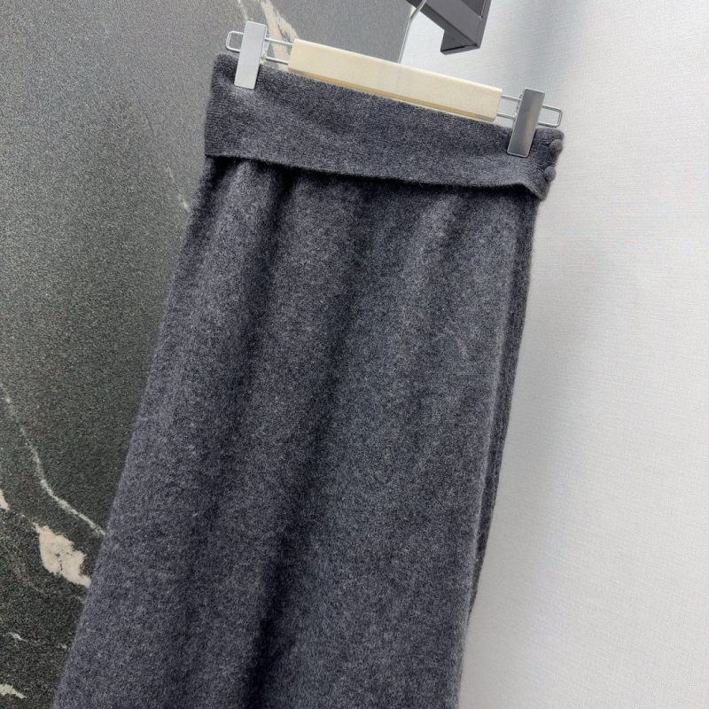 chr1st1an D10r sweaters